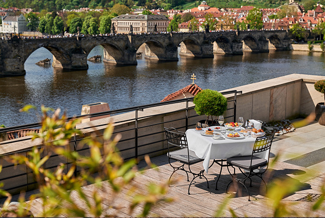 four-seasons-prague